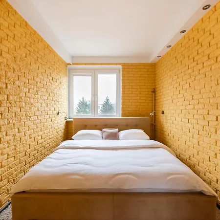 Mokotow Contemporary By Bookinghost ורשה