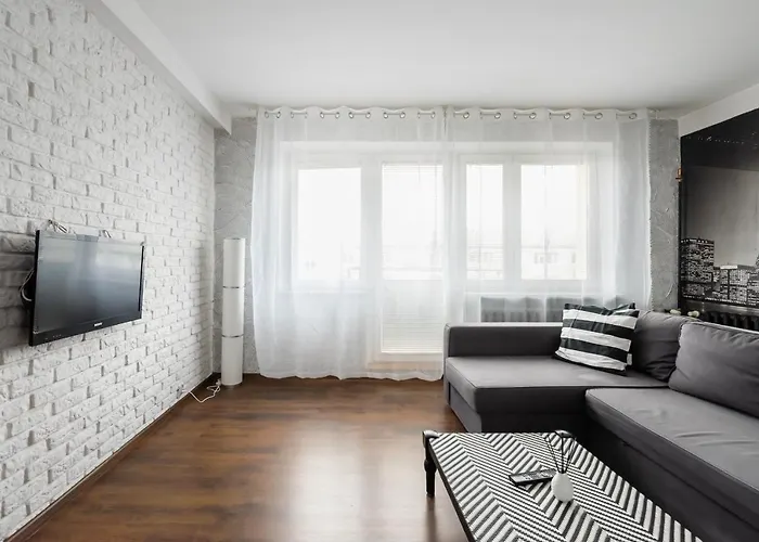 Mokotow Contemporary By Bookinghost شقة