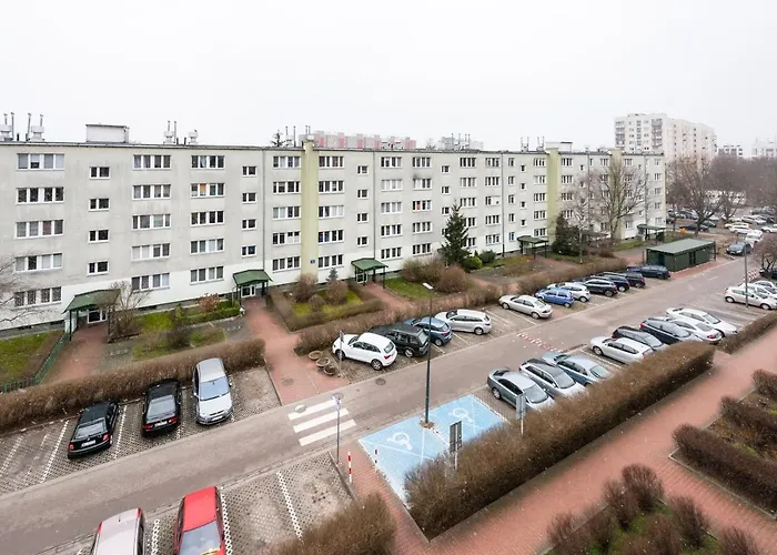 Mokotow Contemporary By Bookinghost شقة